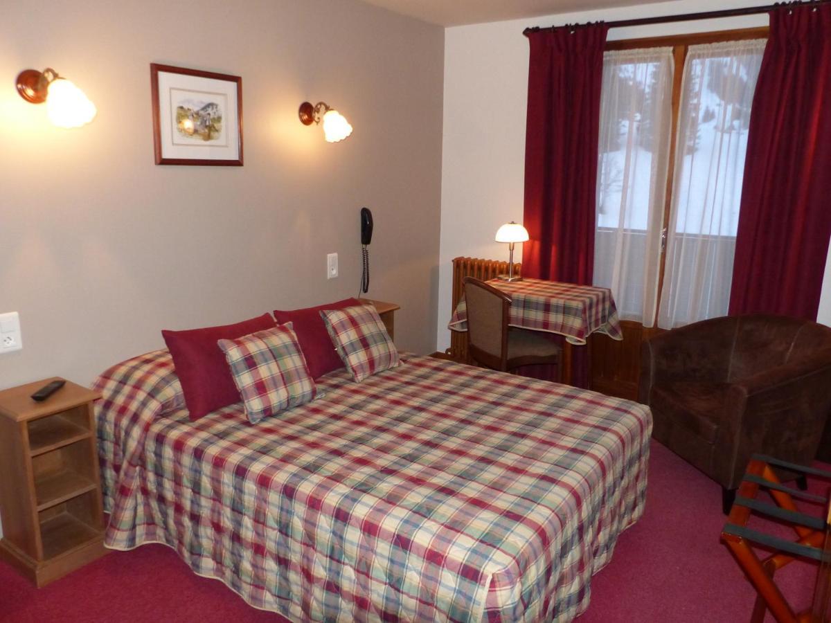 לה קלוסאז Hotel Bellachat מראה חיצוני תמונה