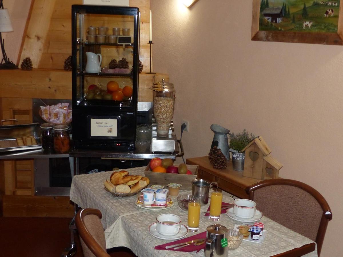 לה קלוסאז Hotel Bellachat מראה חיצוני תמונה